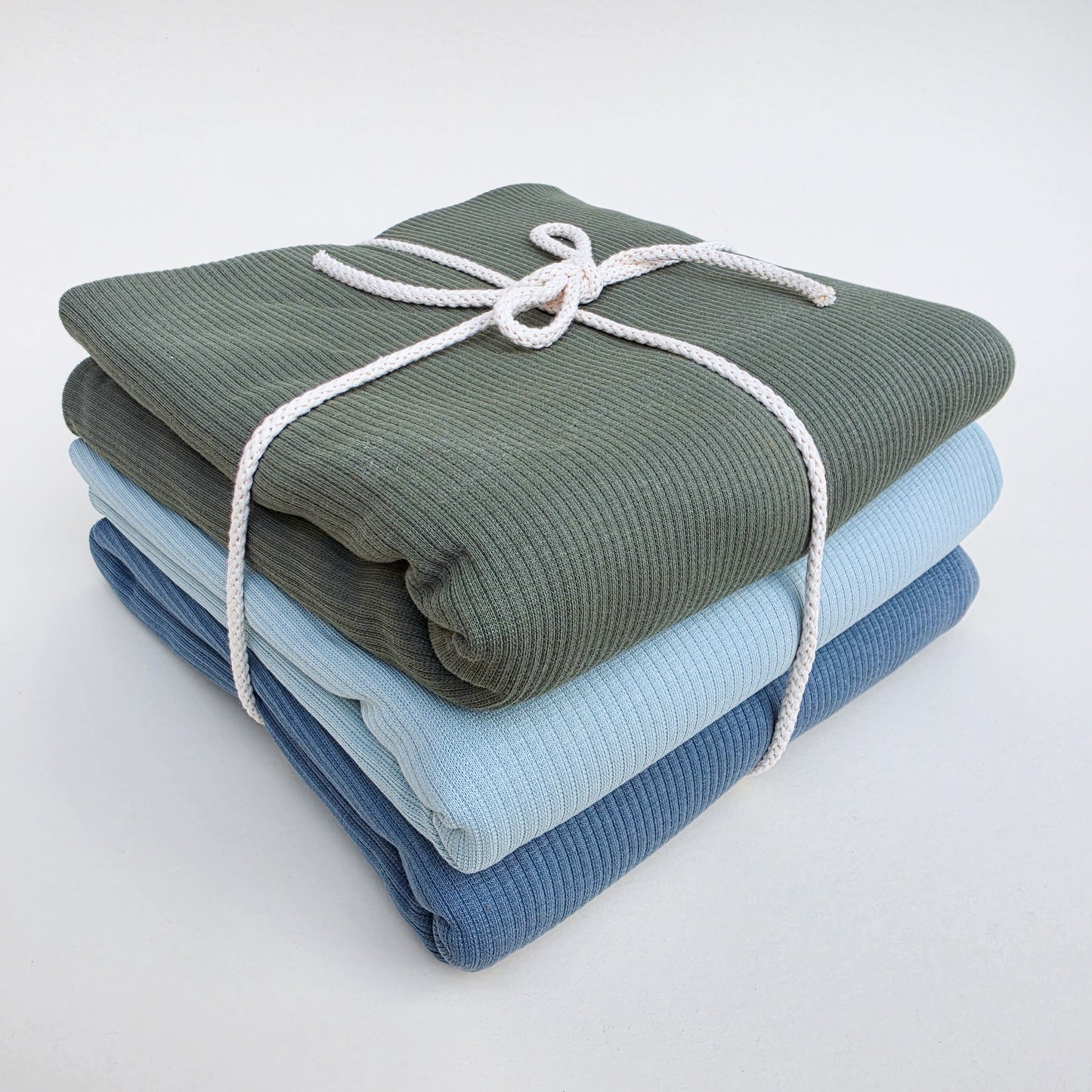 4x2 Euro Rib Bundle